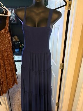 Zenana Outfitters Navy Smocked Strap Maxi Dress